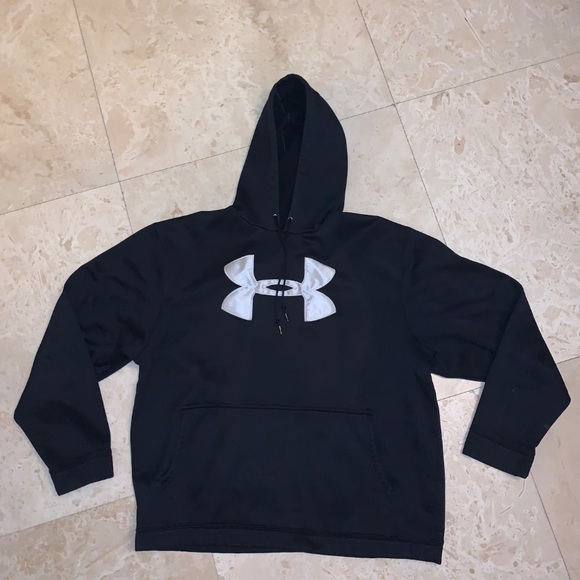 Under Armour Other - Under Armour Black Sweatshirt